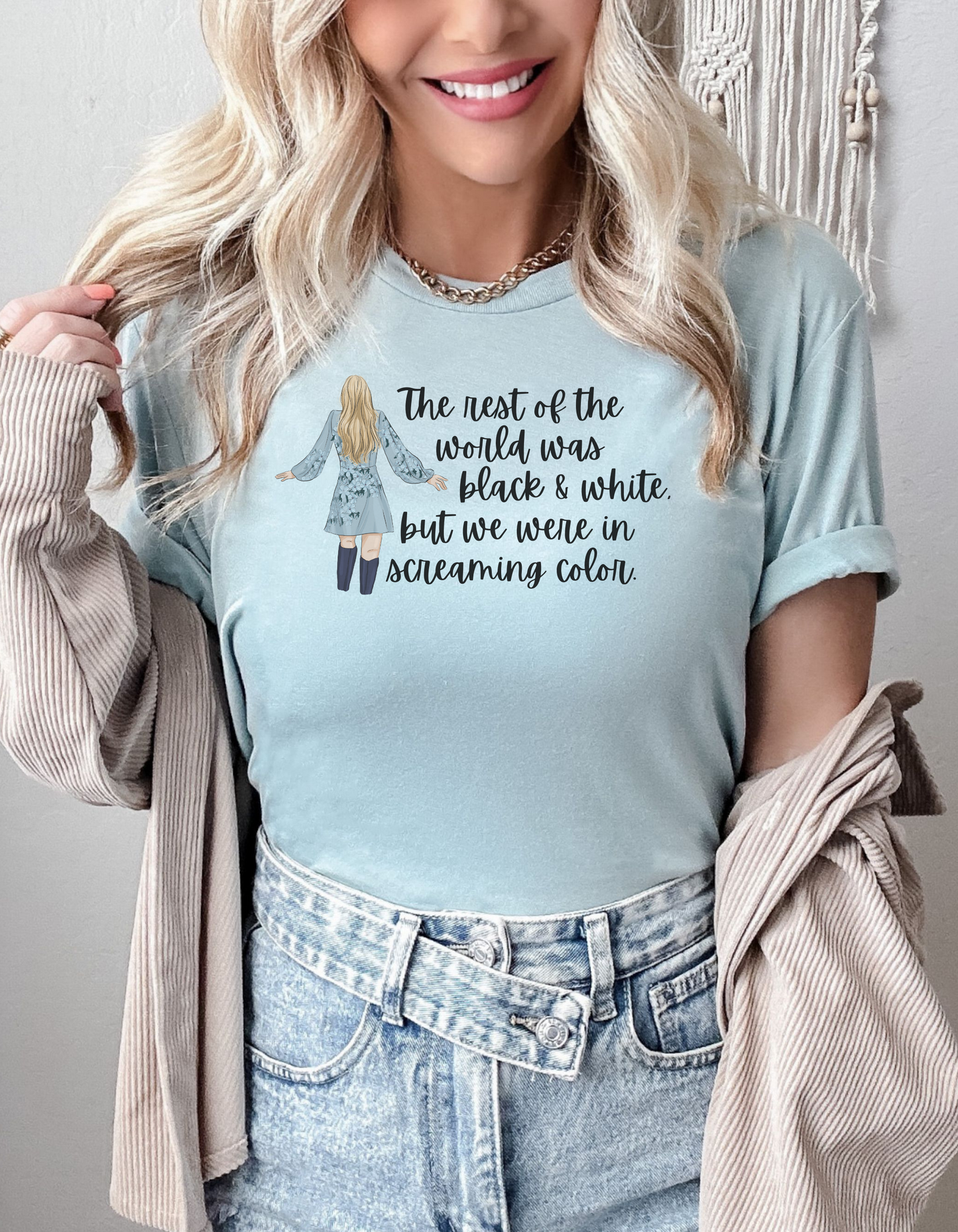 Taylor Swift Preppy Picture T-Shirt - The Rest of The World Was Black & White