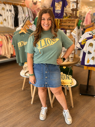 Green Lions Womens Tee - Metallic Puff Flag Design