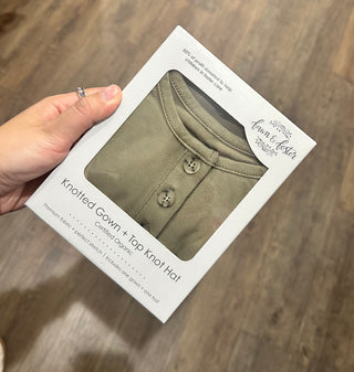 Newborn Green Knotted Gown & Top Knot Hat Baby Clothing - Chickie Collective