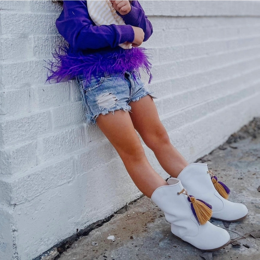 White boots 2024 with tassels